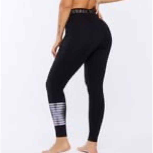 Savage x Fenty • Forever Savage Jersey Leggings in Black Caviar - Picture 3 of 11